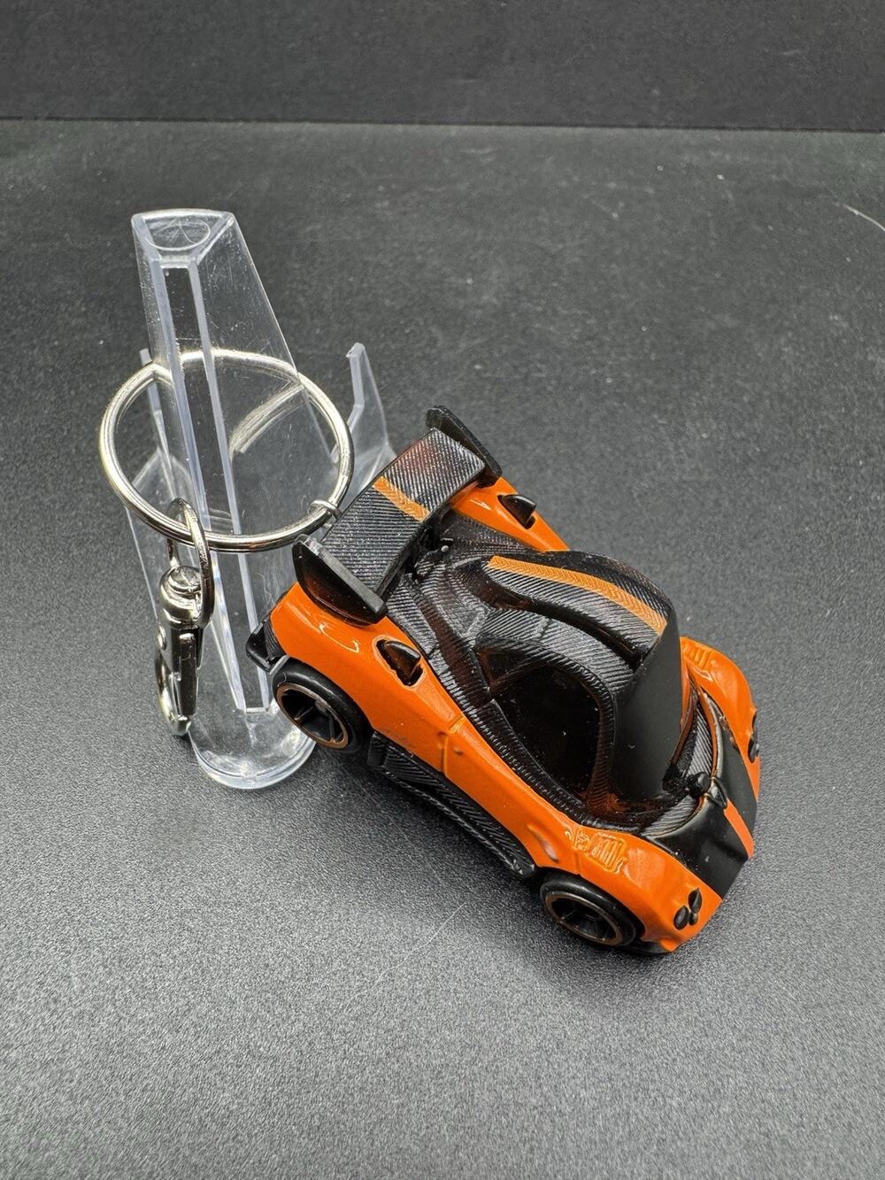 Hot Wheels Pagani Zonda Tooned Key Chain